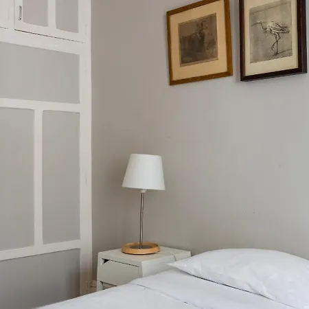 Veeve - Muted Beauty In Batignolles Apartmán *